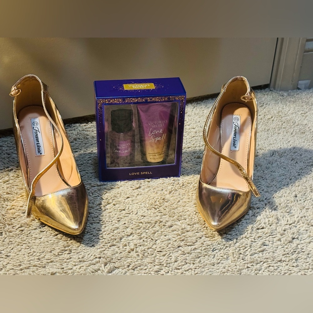 Gold shoes